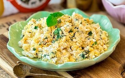 Eiersalat mit Spargelkäse