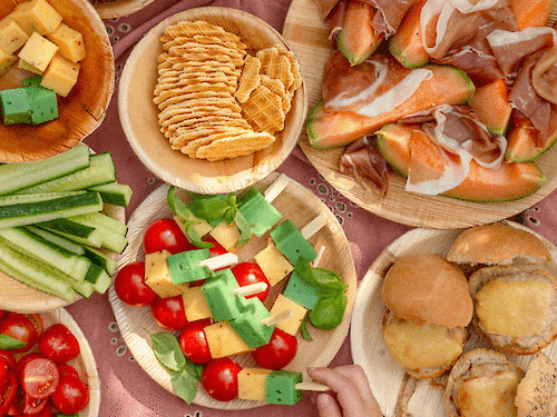 Tasty and refreshing summer recipes with Henri Willig cheese